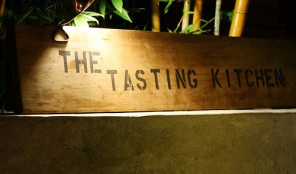 tasting-kitchen-sign